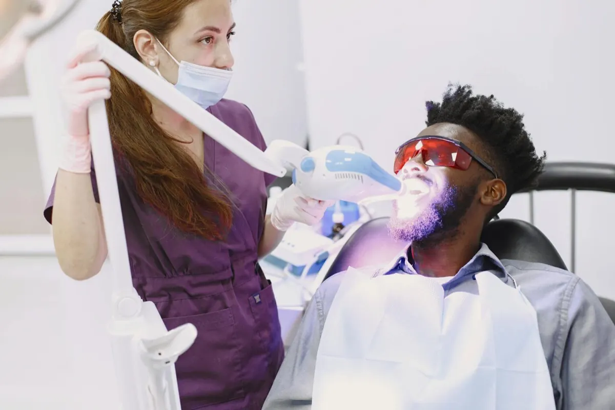 Teeth Whitening: In-Clinic vs At-Home
